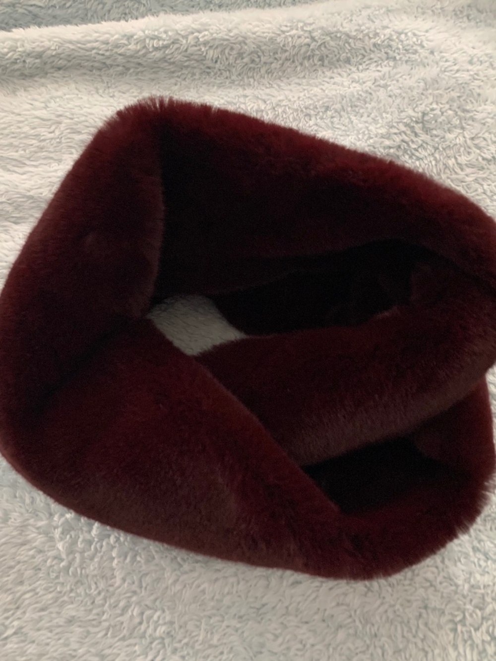 Aspen Infinity Loop Scarf Faux Fur Burgundy
